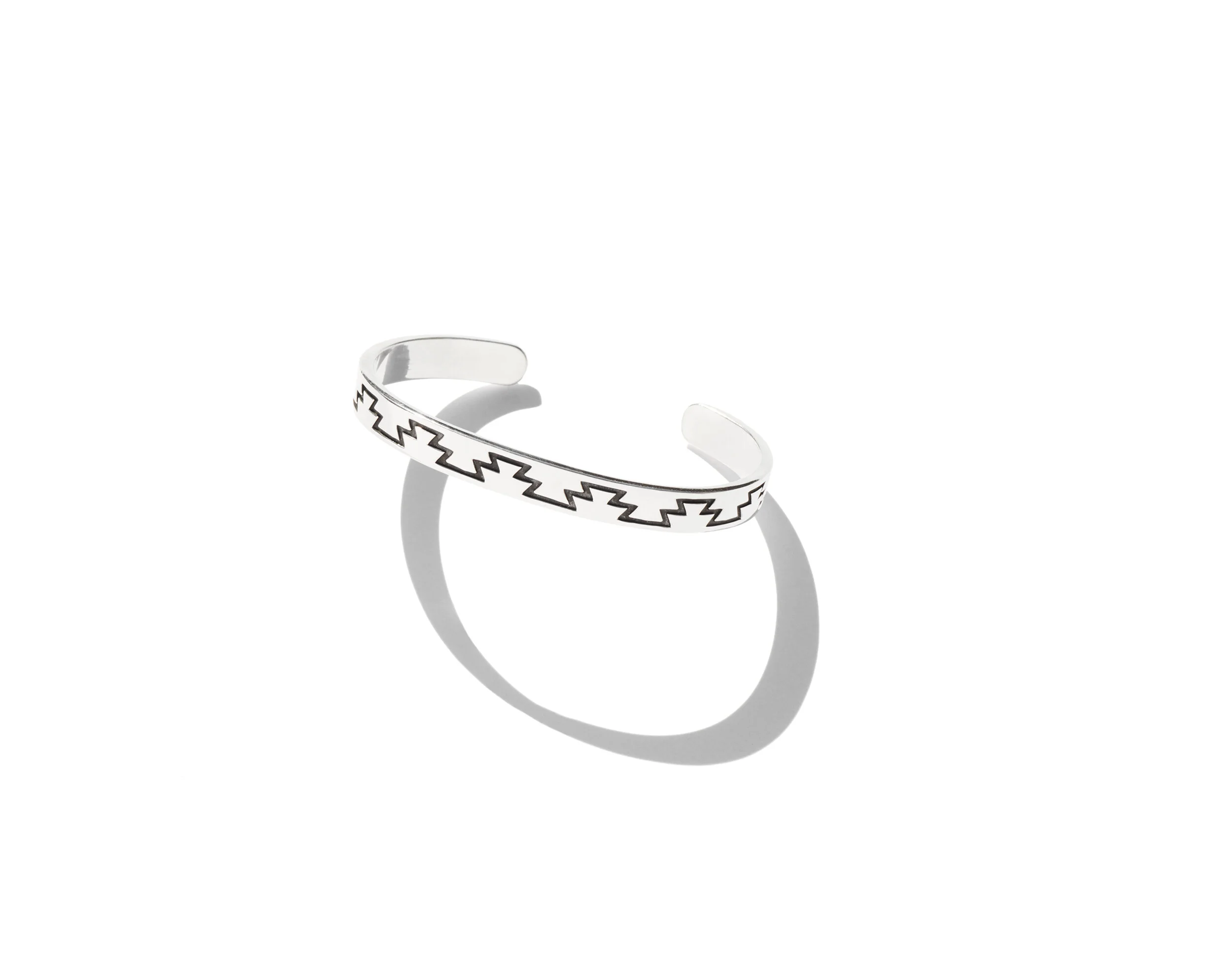 DINEH バングル Lookbooks — DINEH JEWELRY